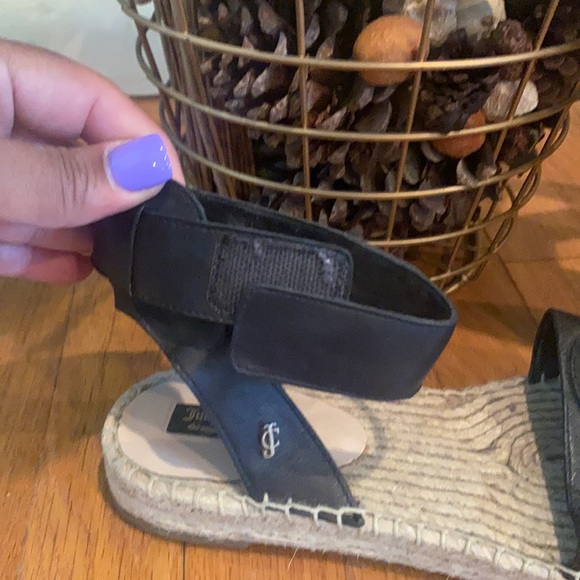 ☀️🌞😎 Sandals! - Picture 3 of 4